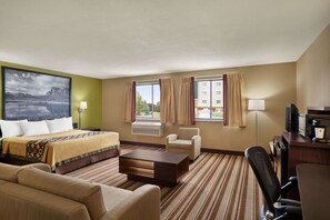 Bureau, rideaux occultants, fer et planche à repasser, Wi-Fi gratuit