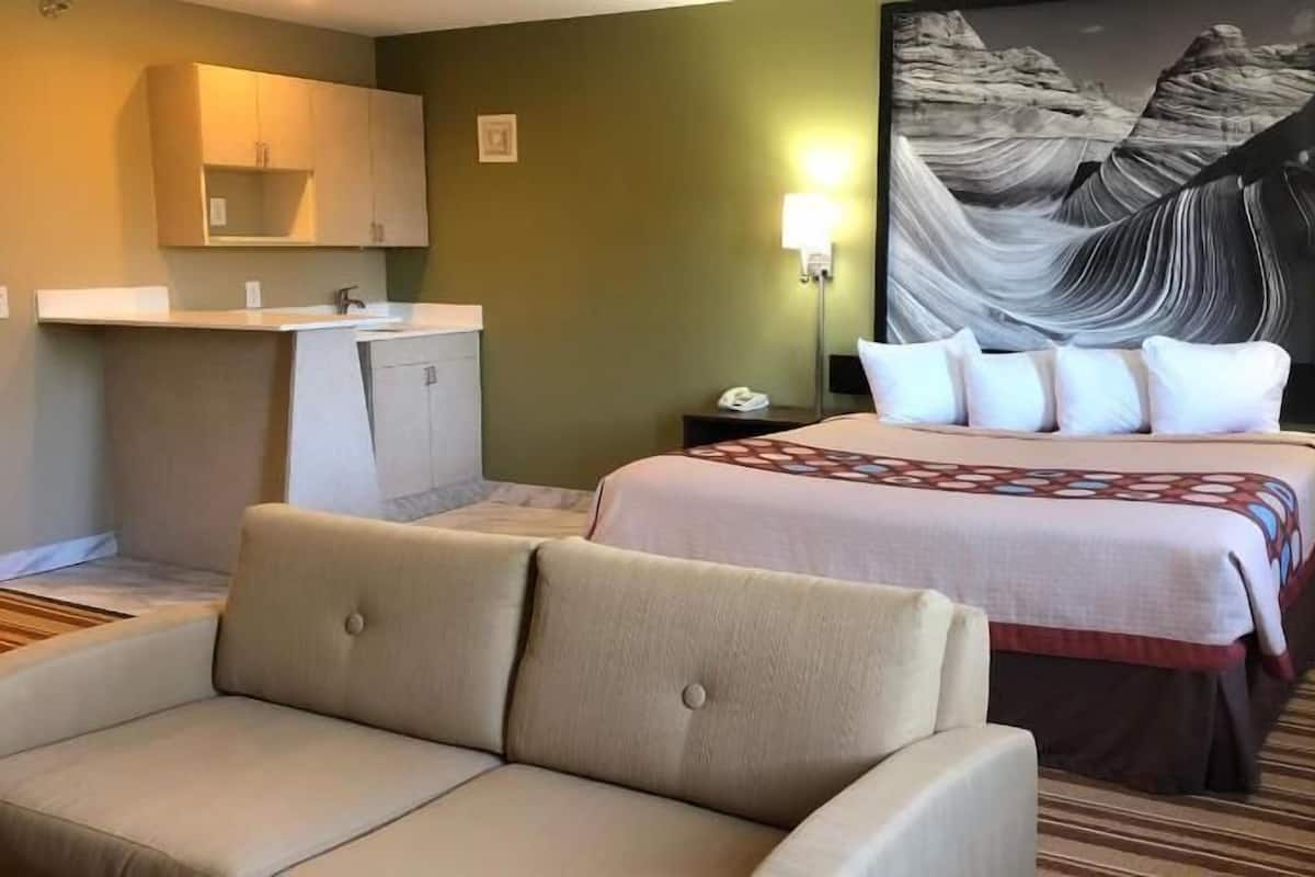 Desk, blackout curtains, iron/ironing board, free WiFi