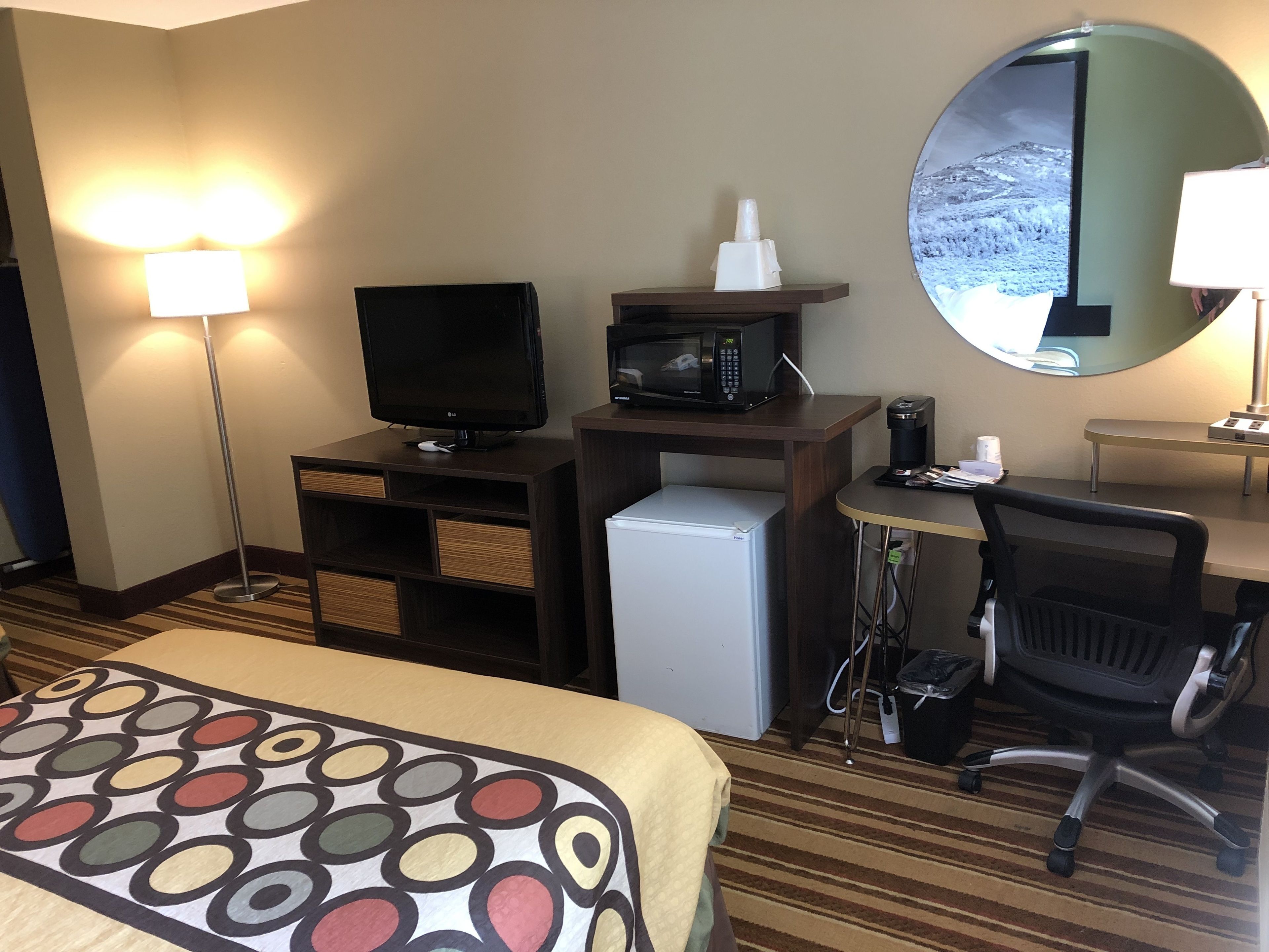 Photo - Super 8 by Wyndham S Jordan/Sandy/Slc Area