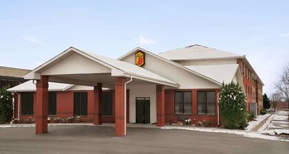 Super 8 by Wyndham S Jordan/Sandy/Slc Area