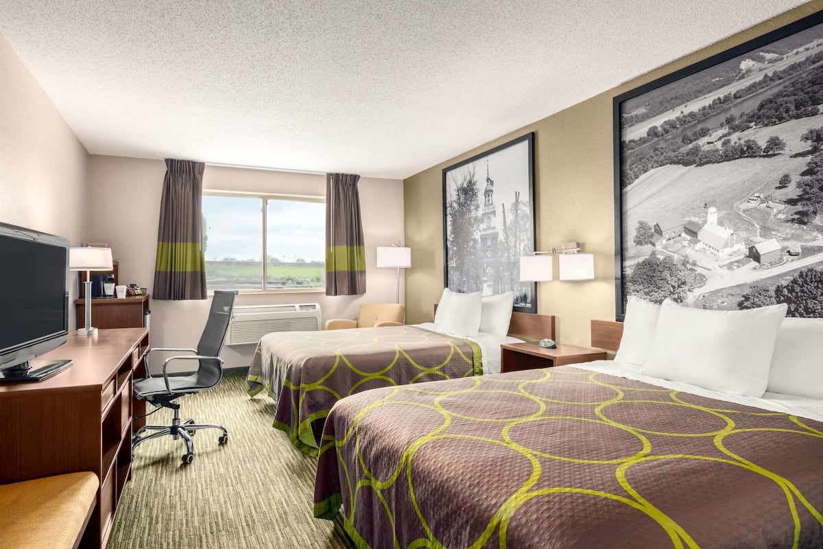 Standard Room, 2 Queen Beds | In-room safe, desk, laptop workspace, free cribs/infant beds