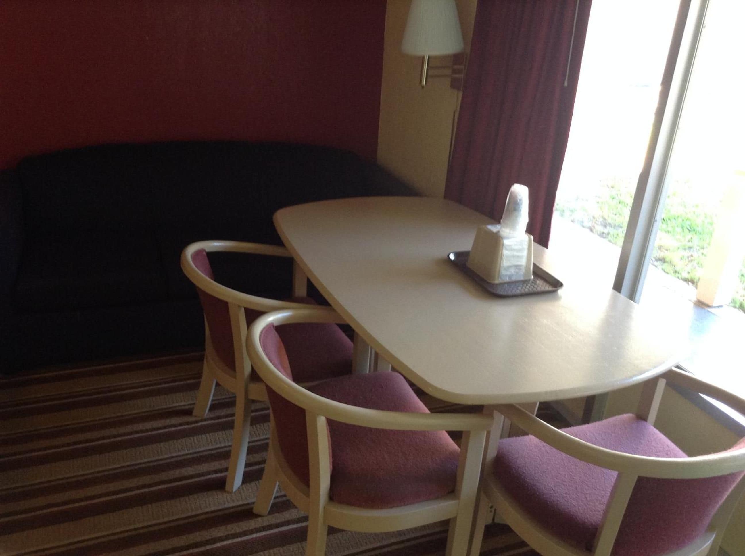 Foto - Royal Palace Inn & Suites