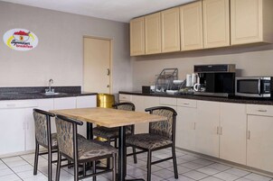 Café da manhã continental grátis todos os dias