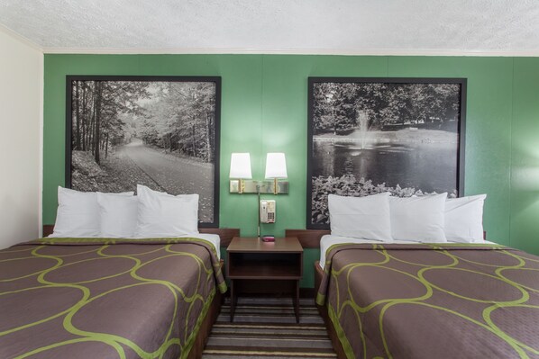 In-room safe, iron/ironing board, free WiFi, alarm clocks