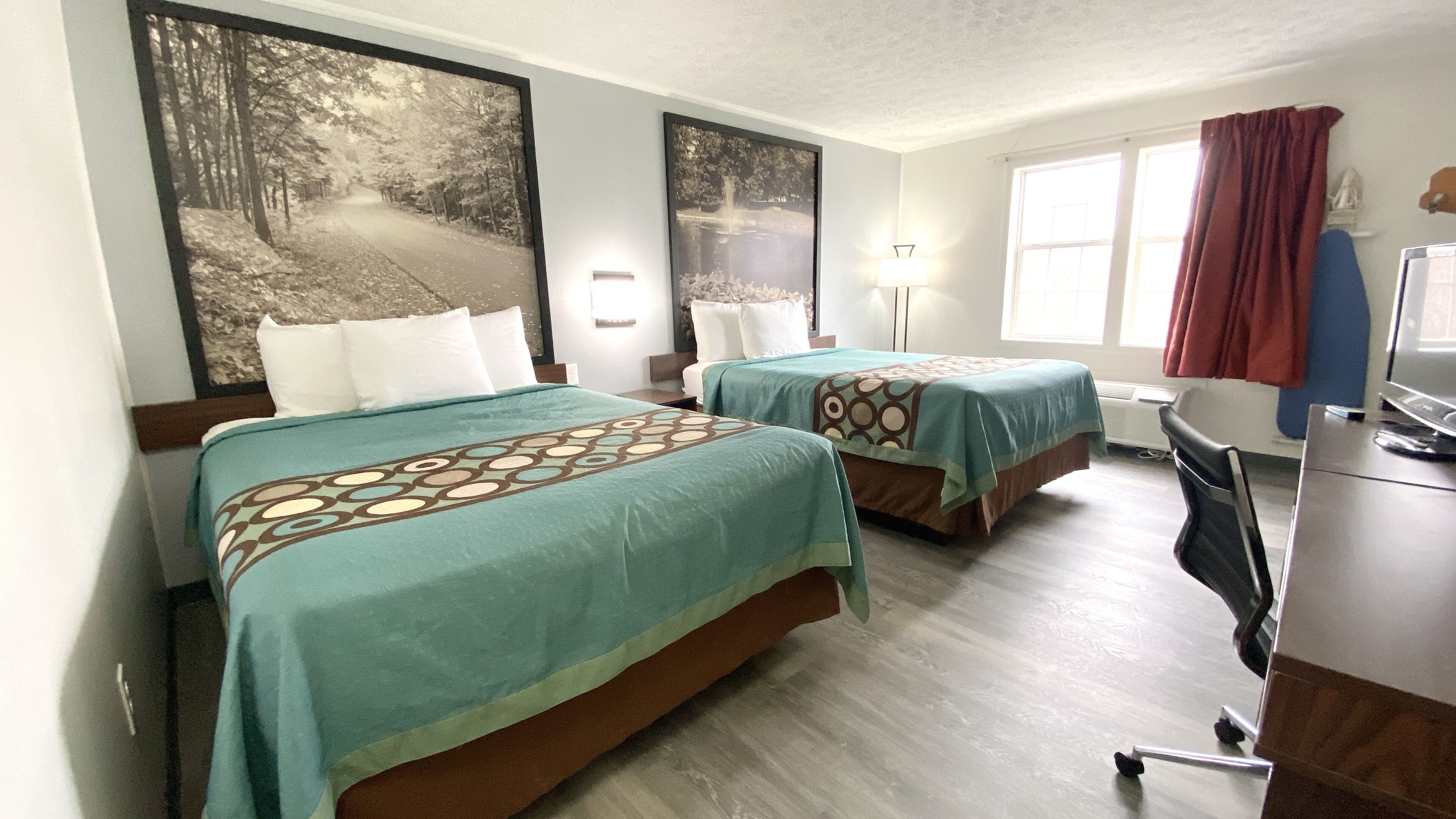 standard room, 2 queen beds, non smoking | in-room safe, iron/ironing board, free wifi, alarm clocks