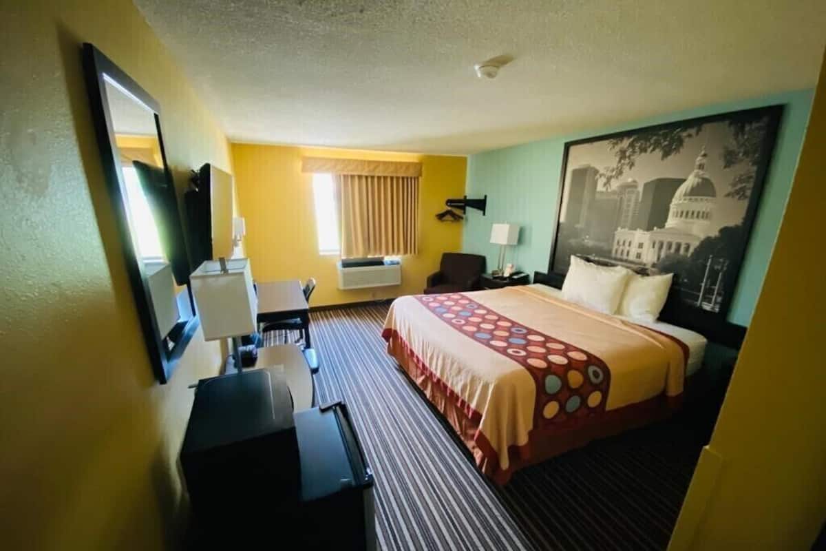 In-room safe, desk, laptop workspace, blackout drapes
