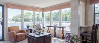Knights Inn North Attleboro