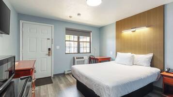 Desk, iron/ironing board, free cots/infant beds, rollaway beds