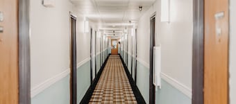 Wrangler Hotel