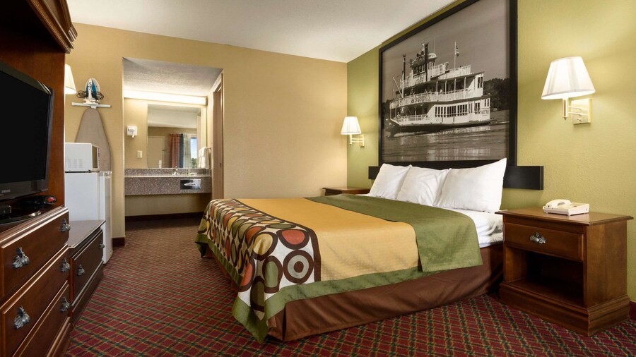 Super 8 by Wyndham Hattiesburg North/University Area