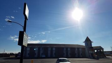 Fachada de la propiedad