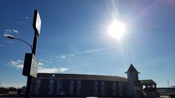 Fachada de la propiedad