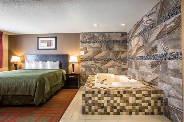 Suite, 1 King Bed, Non Smoking