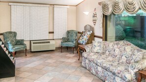 Reception - Knights Inn Canton (Canton)