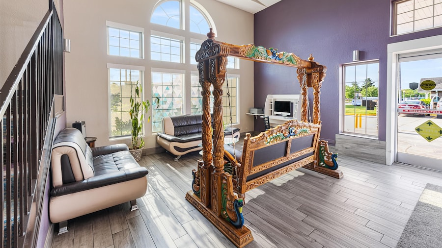 SureStay Plus Hotel by Best Western Kearney Liberty North