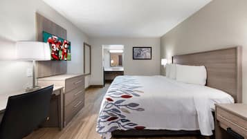 Standard Room, 1 King Bed (Smoke Free) | Premium bedding, pillow-top beds, desk, laptop workspace