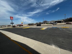 Exterior - West point inn and suites (West Point)