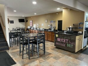 Free daily continental breakfast