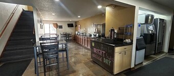 OYO West Point Inn