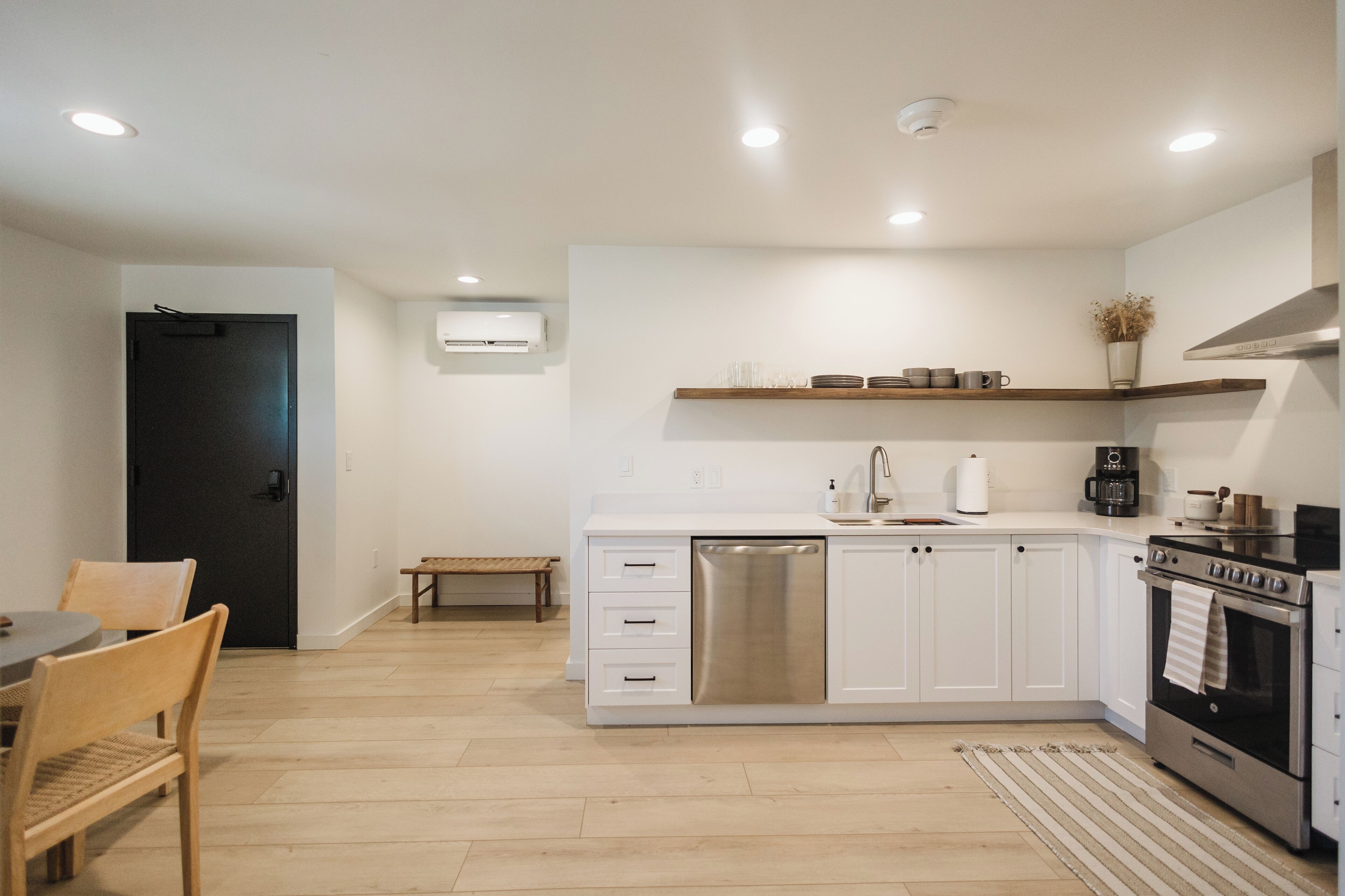 Riverstone One Bedroom Suite w/Kitchen | Cocina privada
