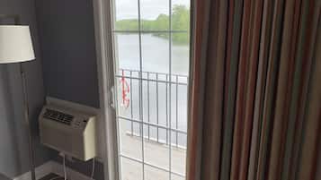 Desk, blackout drapes, iron/ironing board, free WiFi