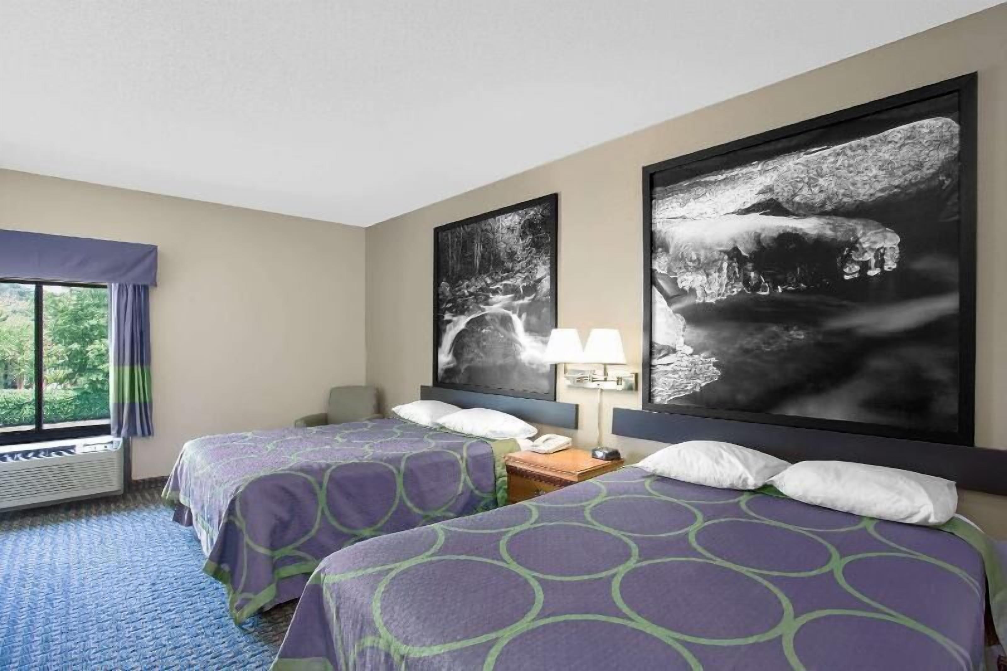 Desk, iron/ironing board, cribs/infant beds, free WiFi