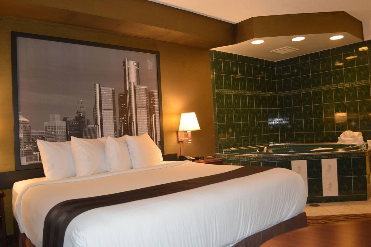 Escrivaninha, espaço de trabalho para notebook, berços grátis