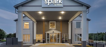 Spark by Hilton Woodstock