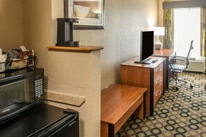 Standard Room, 2 Queen Beds, Non Smoking | 1 bedroom, pillowtop beds, desk, laptop workspace