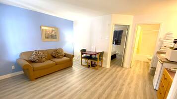 Free cribs/infant beds, free WiFi, bed sheets, alarm clocks