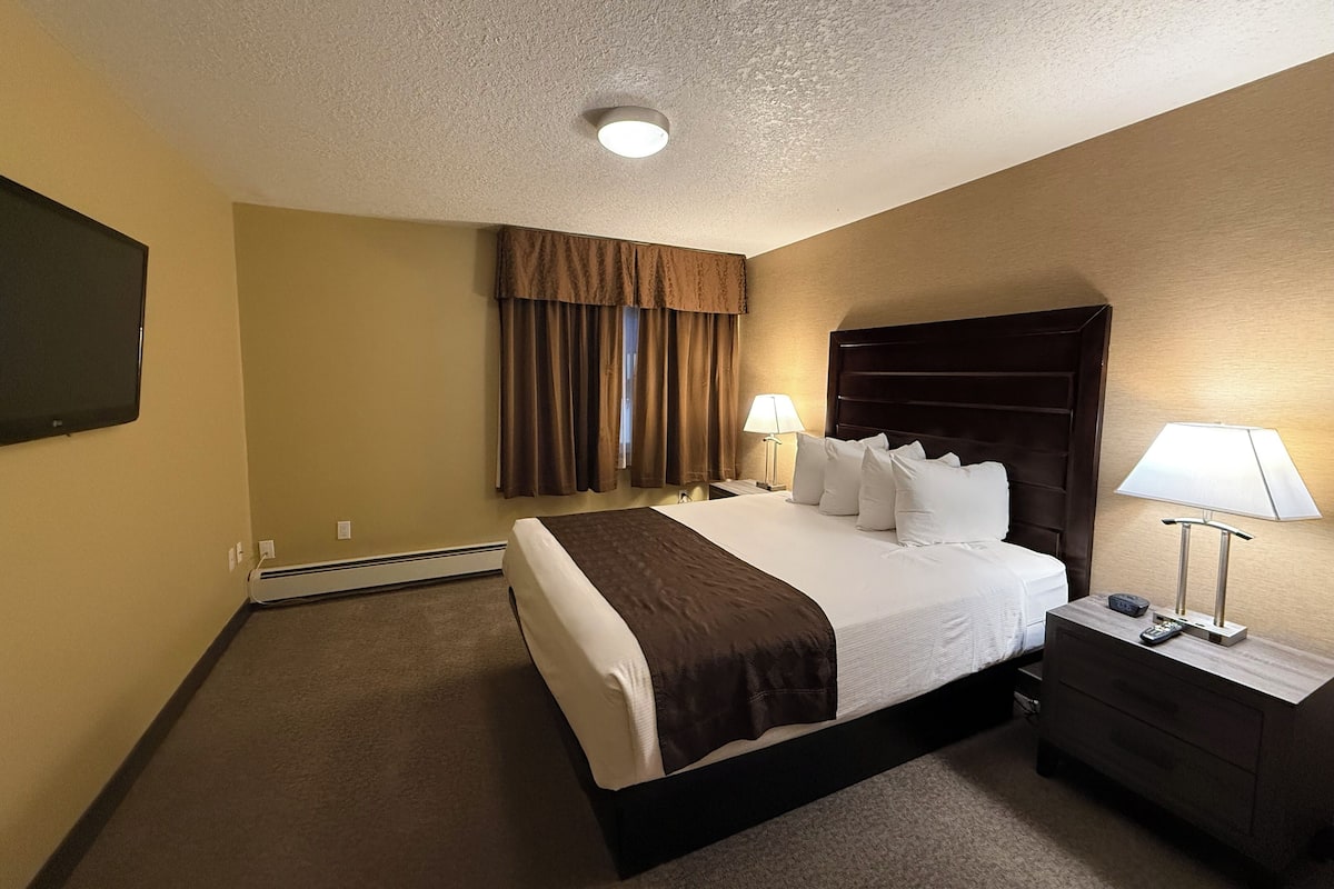 Familieleilighet, flere soverom, ikke-røyk, kjøkken | Blendingsgardiner, strykejern/-brett, wi-fi (inkludert) og sengetøy