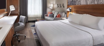 Four Points by Sheraton Vaughan