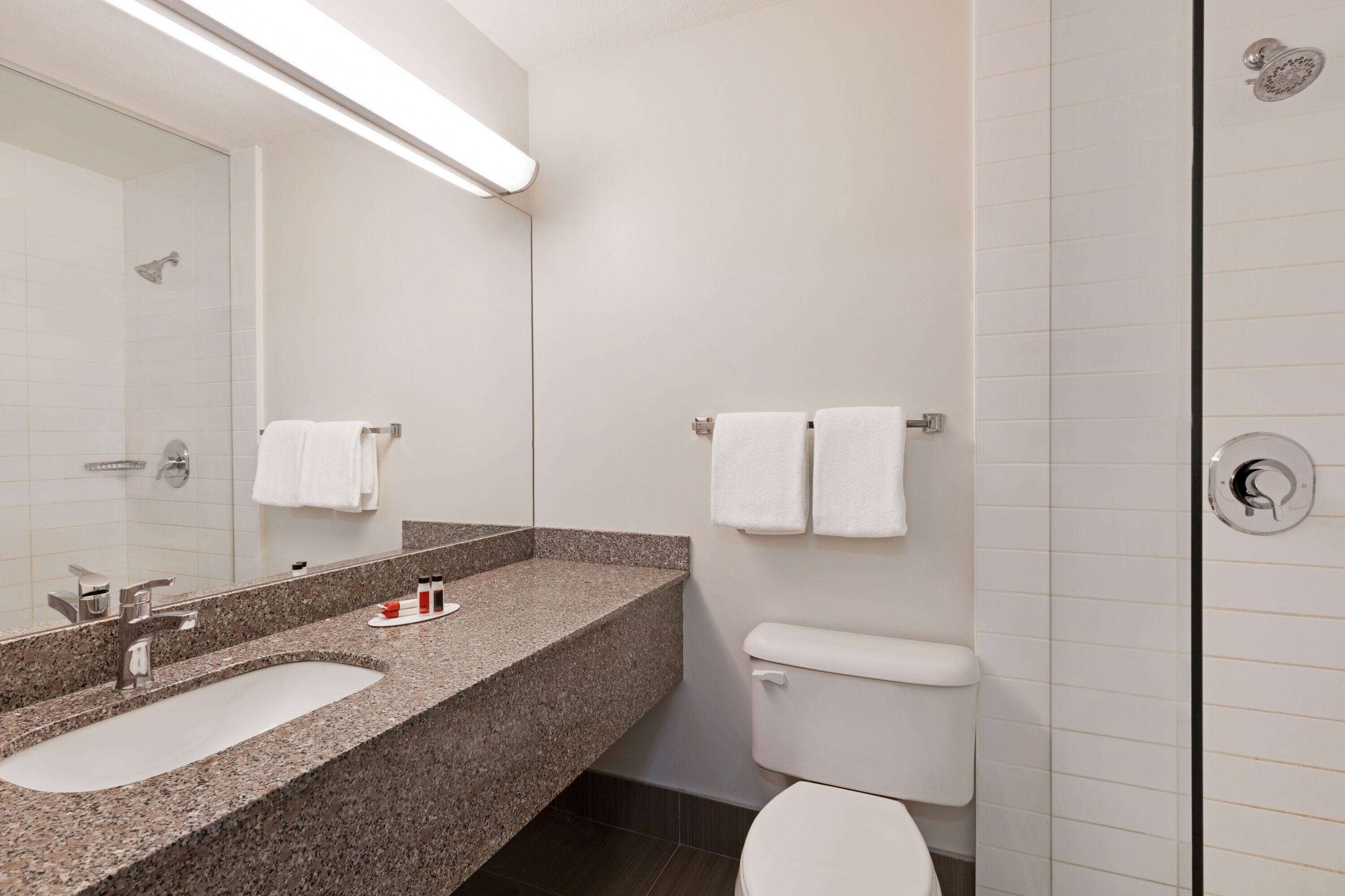 Foto - Super 8 by Wyndham Calgary Shawnessy Area