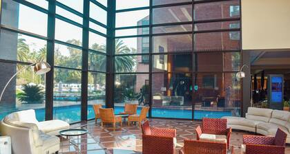 Sheraton Pilar Hotel and Convention Center