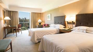 Deluxe Room, 2 Twin Beds, Garden View | Premium bedding, minibar, in-room safe, desk