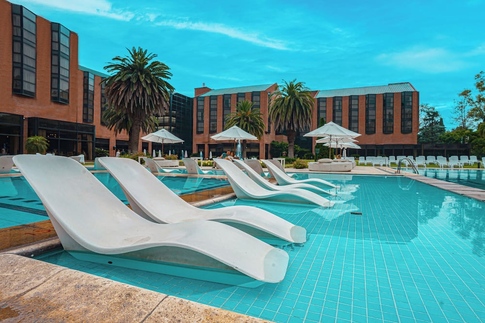 Sheraton Pilar Hotel and Convention Center