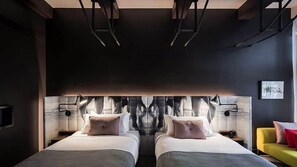 Deluxe-Zweibettzimmer, 2 Doppelbetten | 1 Schlafzimmer, hochwertige Bettwaren, Zimmersafe, individuell dekoriert