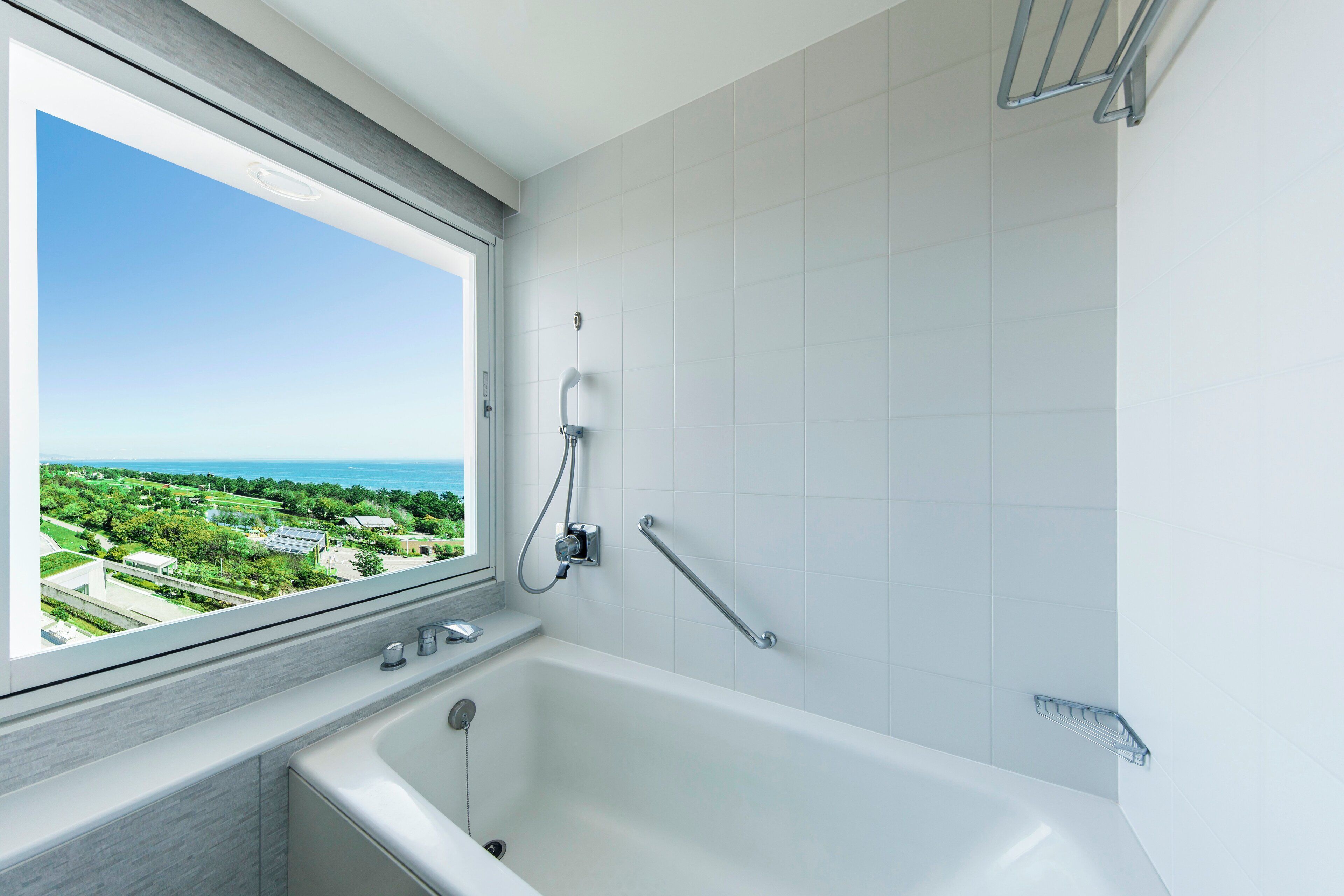 separate bathtub and shower, free toiletries, hair dryer, slippers