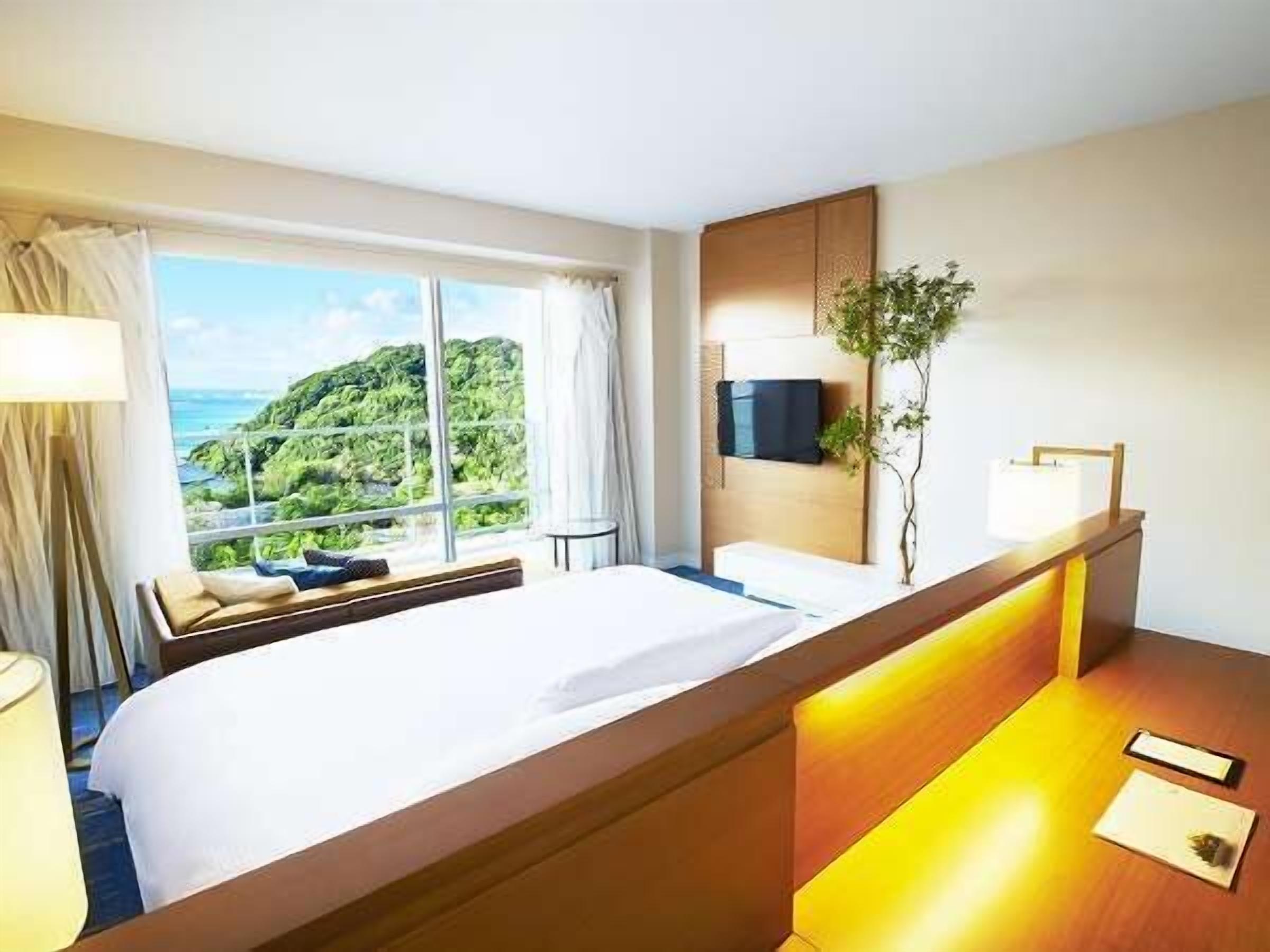 미니바, 객실 내 금고, 각각 다른 스타일의 인테리어, 책상