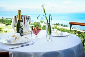 Room service - dining