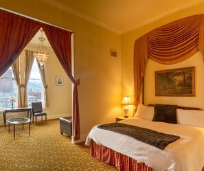 高級寢具、羽絨被、特厚豪華床墊、獨特設計