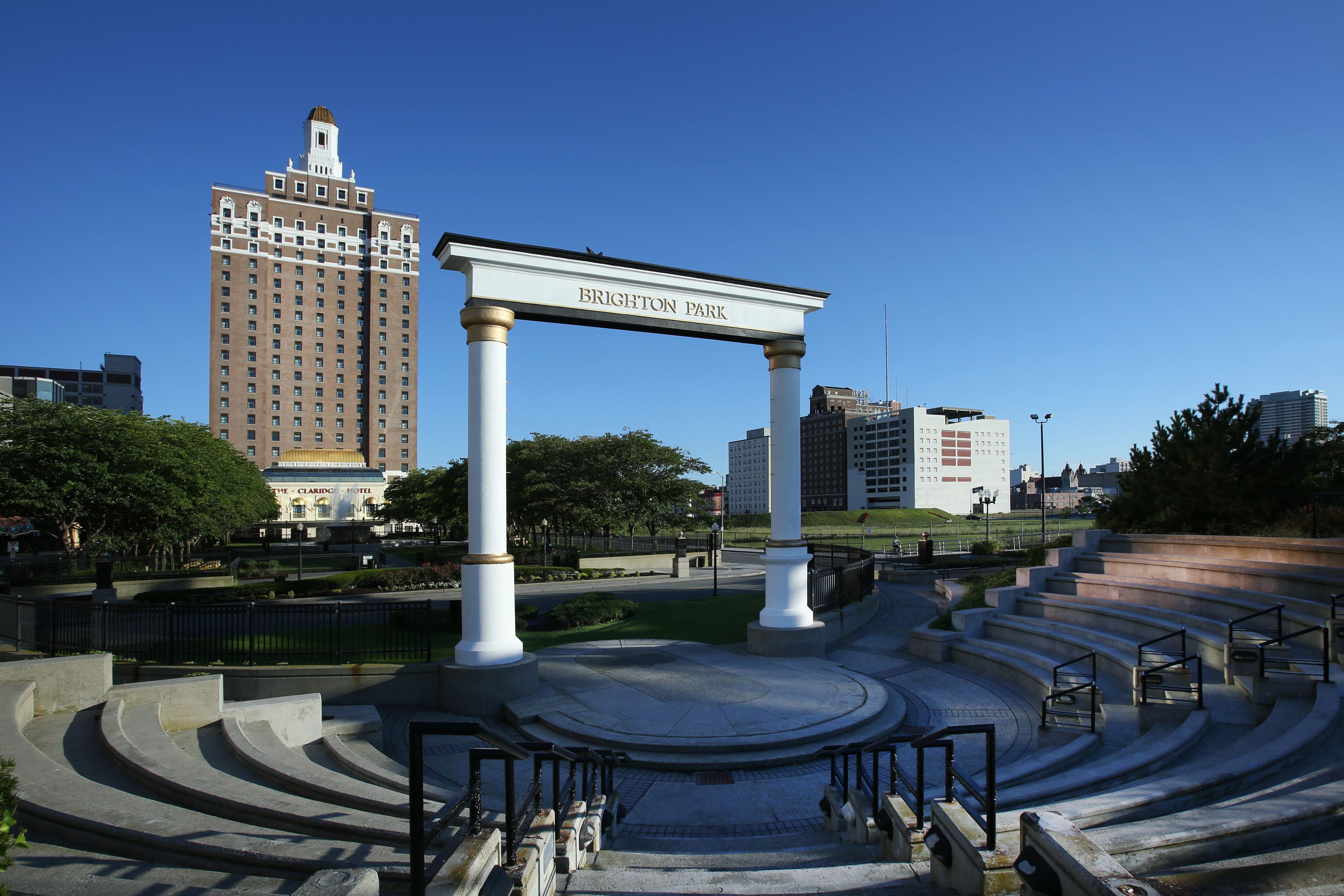 Photo - The Claridge Hotel