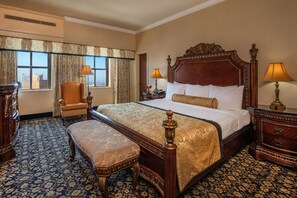 Sengetøy av topp kvalitet, safe på rommet og individuelt dekorert