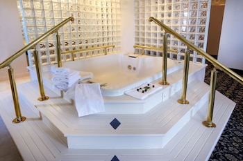 Jetted tub at The Claridge Hotel