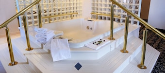 The Claridge Hotel