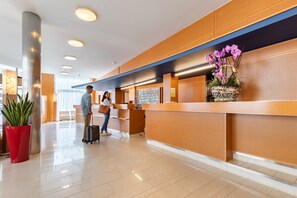 Reception hall - Hotel Cornavin (Geneva)
