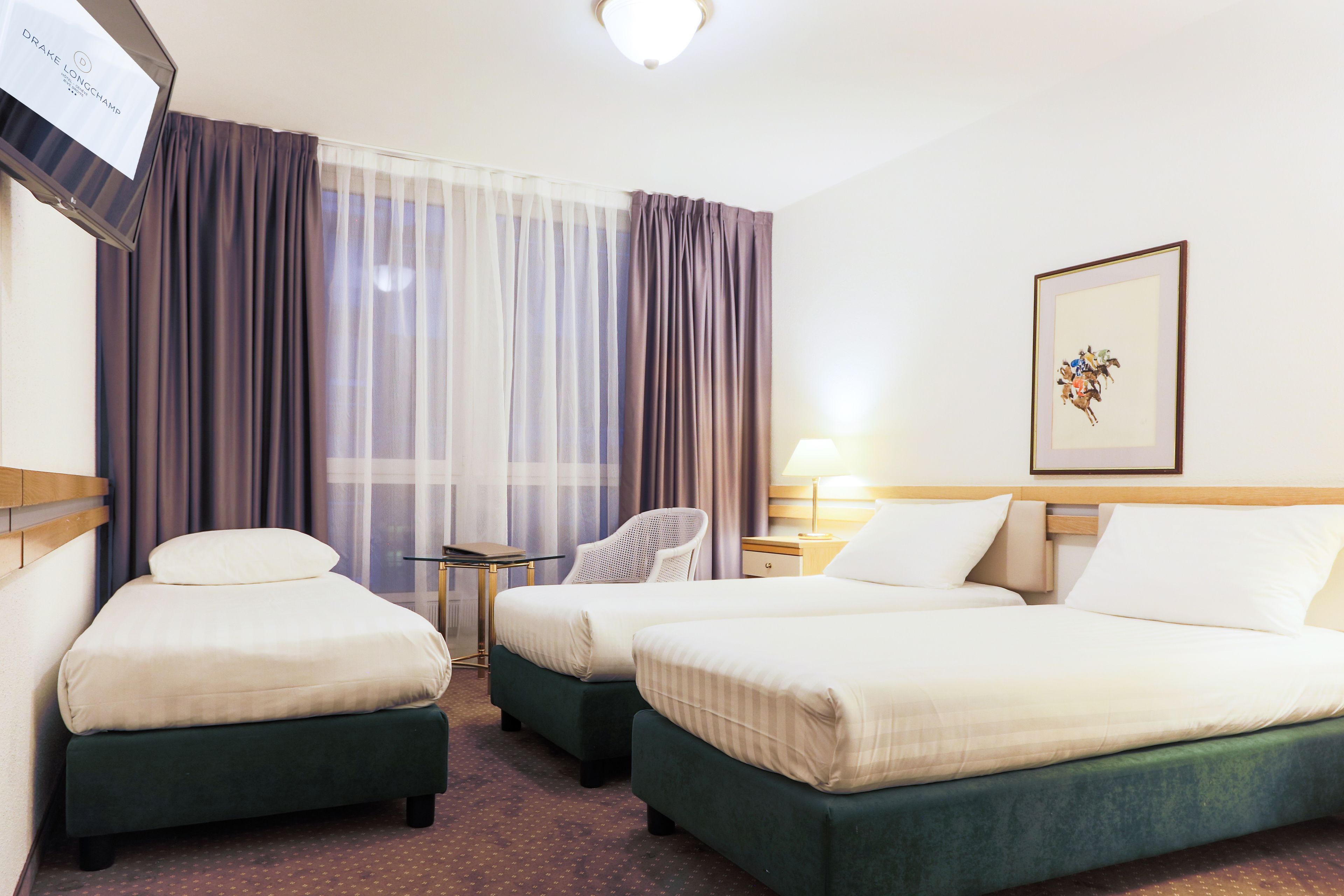 Foto - Drake Longchamp