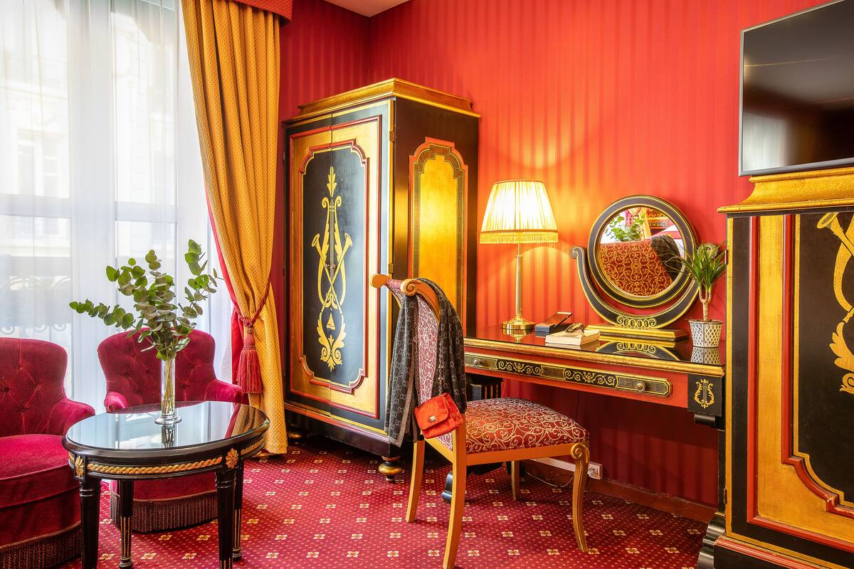 Premium bedding, Select Comfort beds, minibar, in-room safe