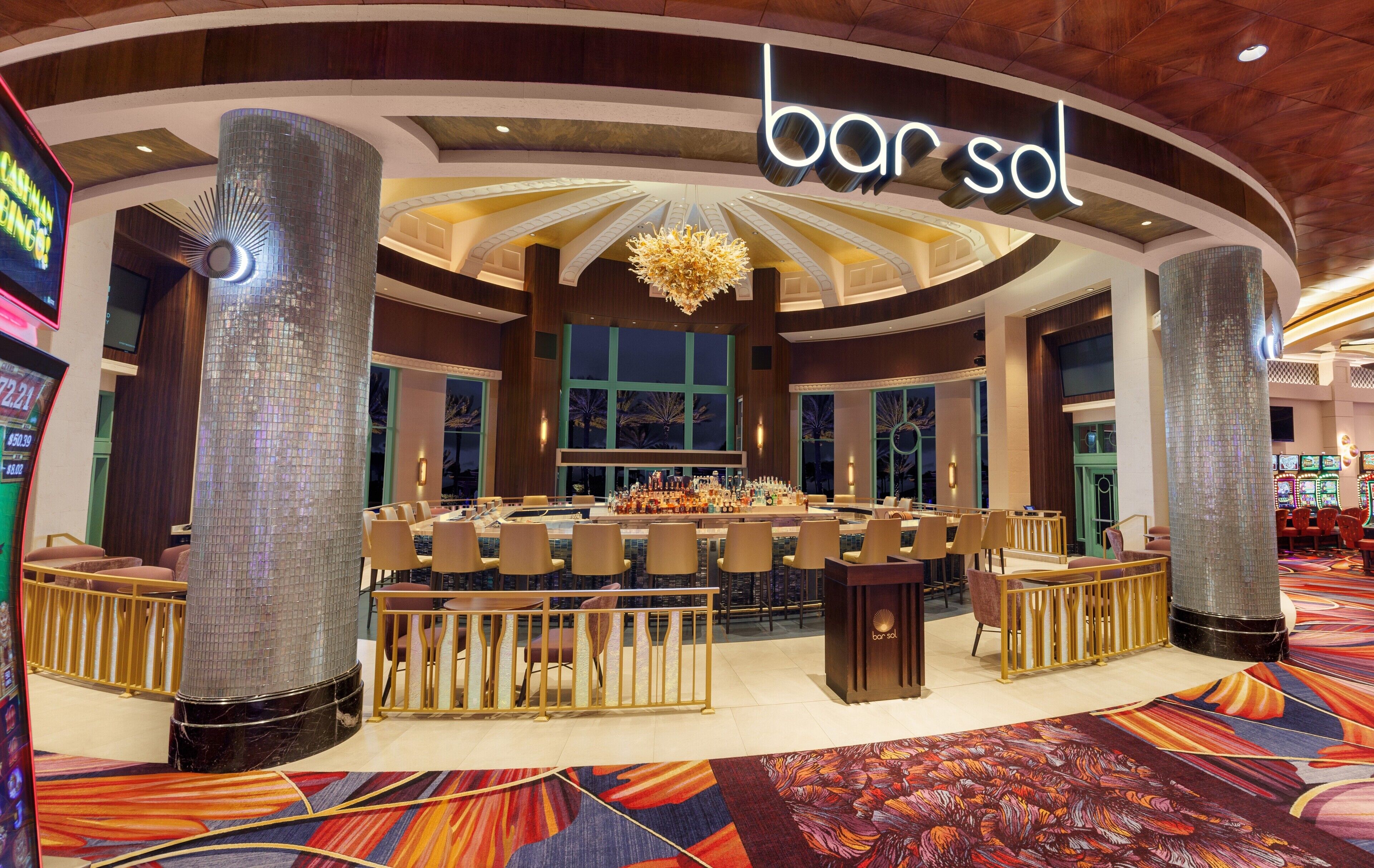 19 bars/lounges, 4 poolside bars, 6 beach bars