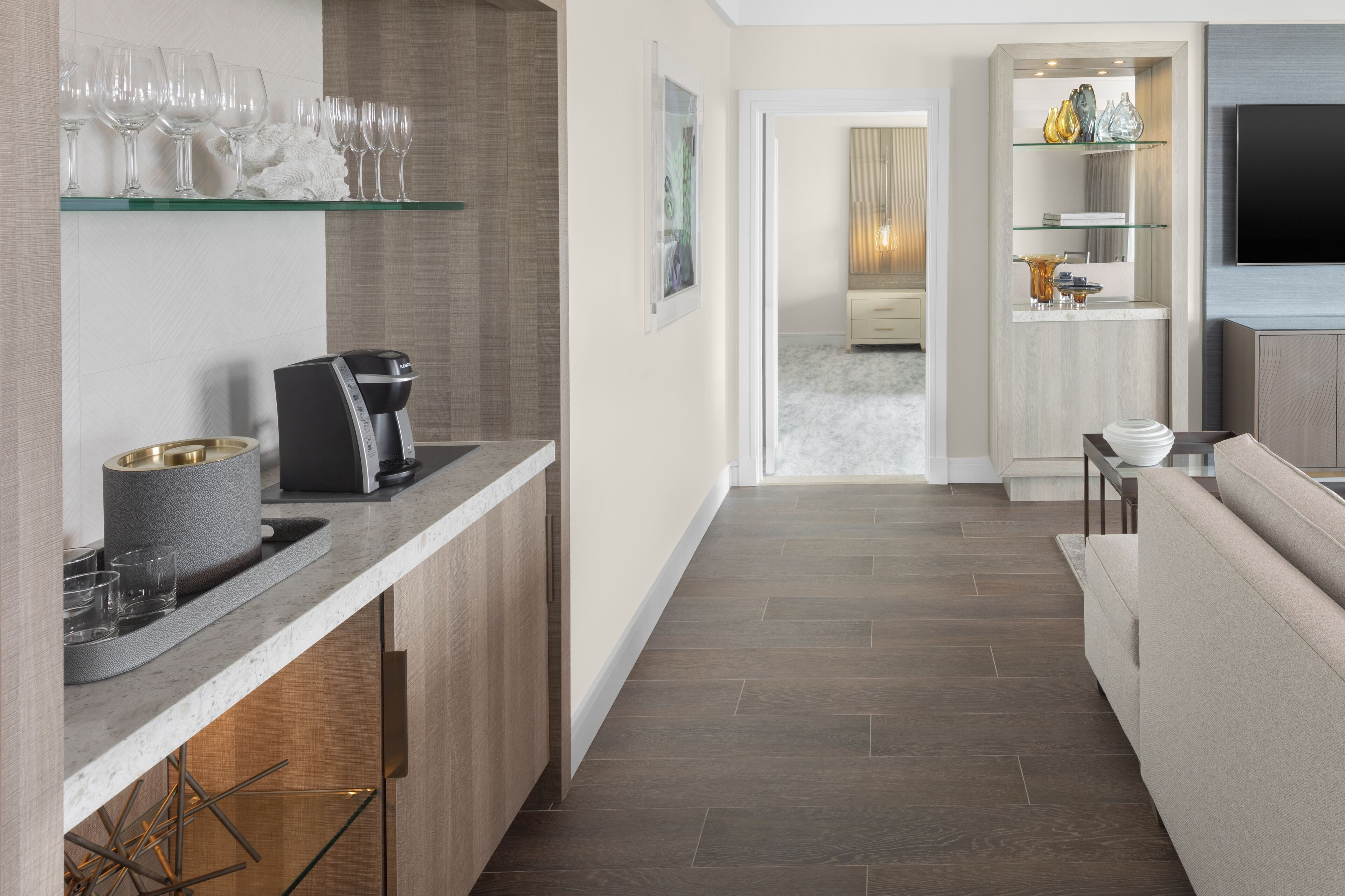 1 bedroom, in-room safe, desk, blackout curtains